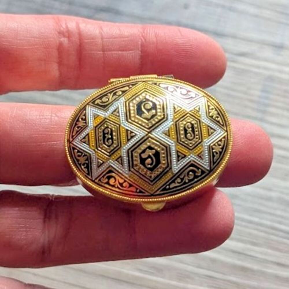 Vintage Damascene Spanish oval PILL BOX Stars Toledo Spain